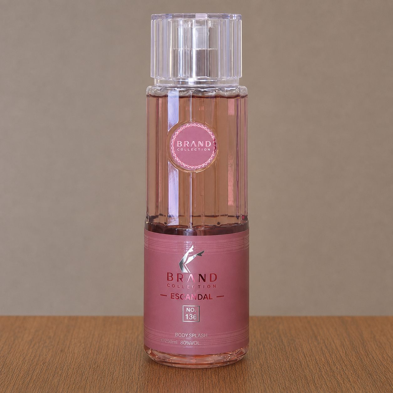 Body Splash Brand Collection Nº136. Inspiração Scandal 250ml — foto 2 de 2